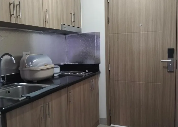 Legit Staycation At Shore 2 Residences Tower 1 Near Moa, Picc, Starcity, World Trade, Smx, Moa Arena & Naia 123 * Manilla
